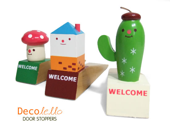 Decolello Welcome Door Stoppers : welcome whimsical japanese door stopper decolello